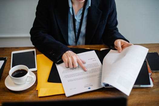 Unlocking Resolution: Navigating the Minefield of Business Contract Disputes